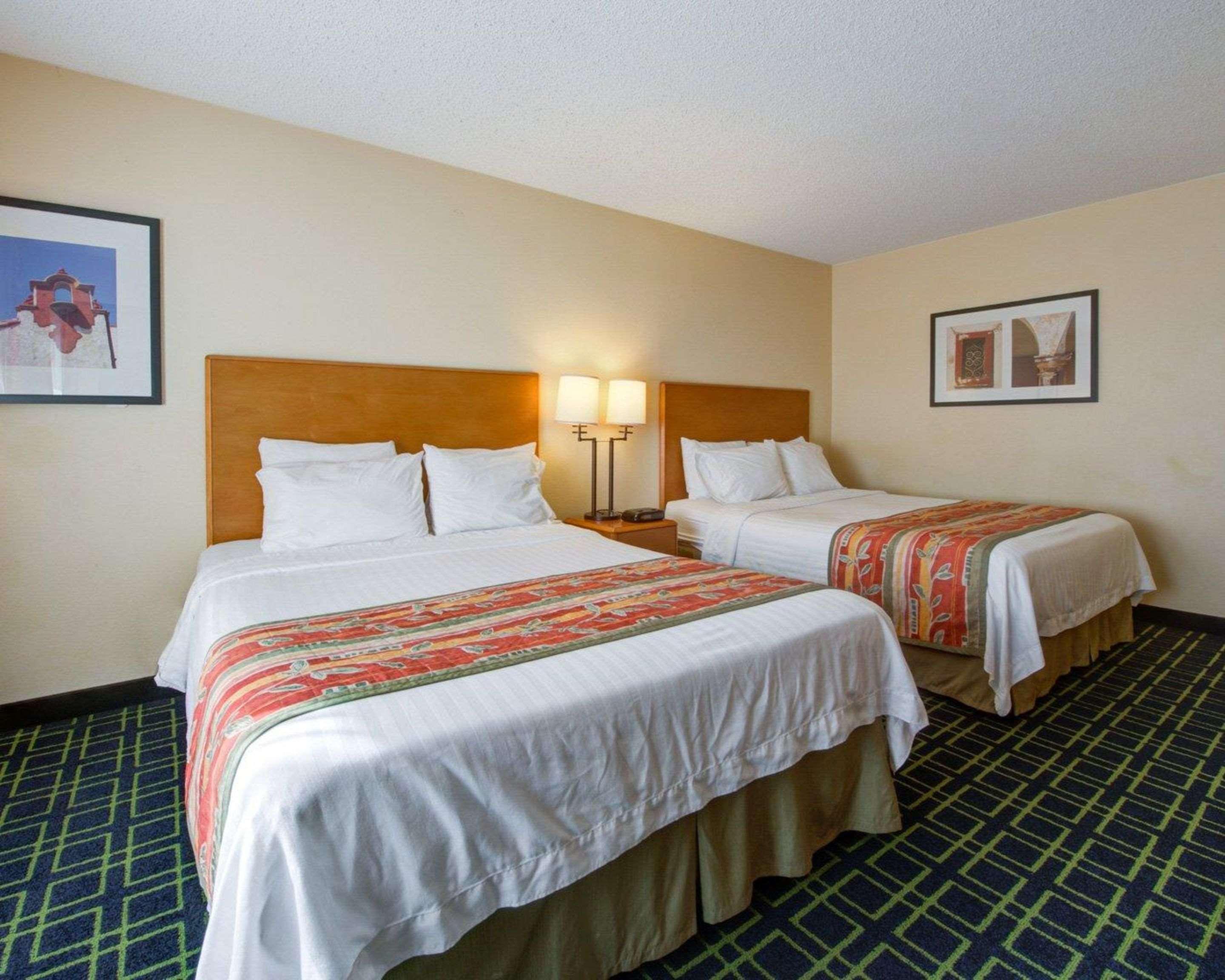 Quality Inn Placentia Anaheim Fullerton المظهر الخارجي الصورة